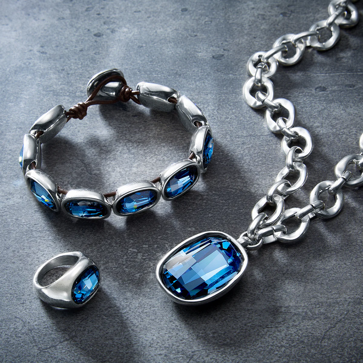 LIGHT IT UP NECKLACE - Image 3